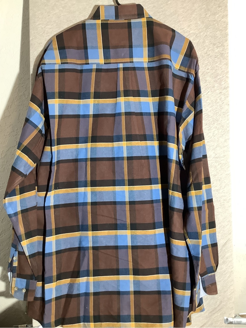 Wrangler 20X Classic Plaid Long-Sleeve Button-Down Shirt — Brown/Blue - Picture 5 of 6